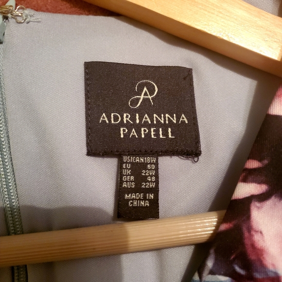 Andrianna Papell Floral Dress size 18 NWT - Picture 4 of 7